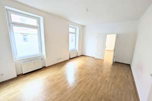*Geräumige, schön modernisierte Vierzimmerwohnung am Kernerplatz* – Die vollständige Adresse der Immobilie erhältst du vom Anbieter., 70182 Kernerviertel, Stuttgart – Vorschaubild 1