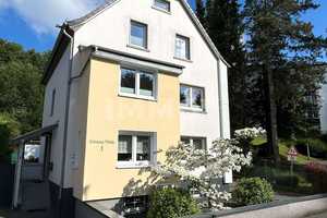 Wohnen, Arbeiten & Vermieten: Ihr neues Zuhause mit 7 Garagen und 1.200,- Euro mtl. Miete – Schwarze Pfähle 1, 42699 Solingen – Vorschaubild 2