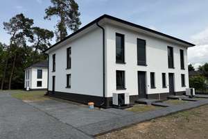 Modernes Neubau-Doppelhaushälfte mit Premium-Ausstattung – sofort bezugsfertig – Die vollständige Adresse der Immobilie erhältst du vom Anbieter., 15827 Blankenfelde-Mahlow – Vorschaubild 3