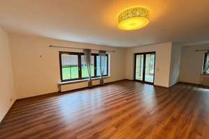Ihr neues Zuhause: Einfamilienhaus mit Doppelgarage und großem Garten – Haus mieten – Die vollständige Adresse der Immobilie erhältst du vom Anbieter., 94501 Aldersbach – Vorschaubild 5