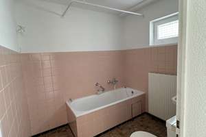 Attraktives, vermietetes Einfamilienhaus mit Einliegerwohnung in begehrter grüner Lage – Die vollständige Adresse der Immobilie erhältst du vom Anbieter., 72160 Horb am Neckar – Vorschaubild 14