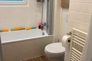 Saniertes 4 Zimmer Reihenendhaus  mit Wintergarten und sehr großem Grundstück! – Die vollständige Adresse der Immobilie erhältst du vom Anbieter., 28329 Neue Vahr Nord, Bremen – Vorschaubild 26