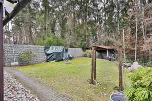 Haus im Haus! Vielseitige Möglichkeiten in Schwabach-Schwarzach mit rießigem Grundstück und Waldf – Schwabach – Vorschaubild 4