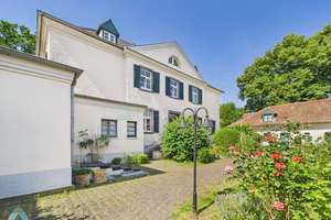 Wohnen mit Geschichte | Stilvoll und Exklusiv | einzigartige Traumwohnung im Herrenhaus – Die vollständige Adresse der Immobilie erhältst du vom Anbieter., 50997 Meschenich, Köln – Vorschaubild 14