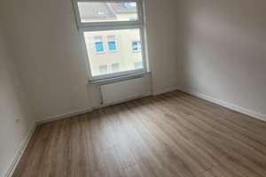 Charmante, frisch renovierte 1-Zimmer-Wohnung  – Die vollständige Adresse der Immobilie erhältst du vom Anbieter., 42859 Zentralpunkt, Remscheid – Vorschaubild 3