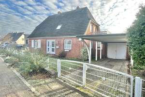 Krummesse - vor den Toren Lübecks - Einfamilienhaus mit Carport auf Eigenland in guter Lage – Die vollständige Adresse der Immobilie erhältst du vom Anbieter., 23628 Krummesse – Vorschaubild 4