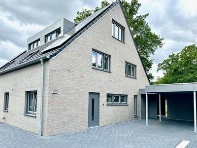 Neue Doppelhaushälfte in Rheine mit kleinem Gartenanteil sowie Carport + 2. Stellplatz