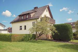 ***HerzensRaum*** 
Romantisches Haus trifft 
vielseitige Möglichkeiten.
Provisionsfrei für Kaufen – Die vollständige Adresse der Immobilie erhältst du vom Anbieter., 35638 Leun – Vorschaubild 12