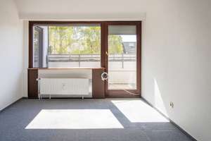 Ruhige Dachgeschosswohnung mit zwei Balkonen und viel Privatsphäre – 23562 Sankt Jürgen, Lübeck – Vorschaubild 5