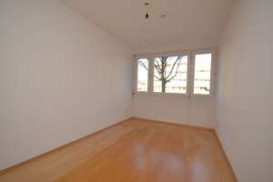 Ramersdorf-Perlach - helle 3 Zimmer Wohnung mit Südbalkon – Die vollständige Adresse der Immobilie erhältst du vom Anbieter., 81735 Ramersdorf, München – Vorschaubild 5