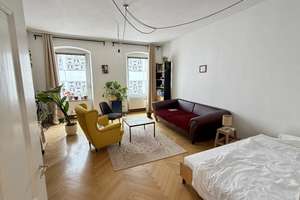 Charmant & Großzügig!
 2-Zimmer Wohnung im Herzen der Altstadt! – Die vollständige Adresse der Immobilie erhältst du vom Anbieter., 93047 Innenstadt, Regensburg – Vorschaubild 2