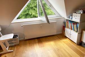 Haus im Haus - Helle moderne Maisonettewohnung in Top-Lage mit TG-Stellplatz – Die vollständige Adresse der Immobilie erhältst du vom Anbieter., 22525 Stellingen, Hamburg – Vorschaubild 14