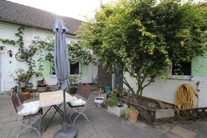 Modernisierter Vierkanthof 253 m² Wohnfläche+Nutzfläche Gewerbe möglich großer Innenhof Niederkassel – Die vollständige Adresse der Immobilie erhältst du vom Anbieter., 53859 Niederkassel – Vorschaubild 10