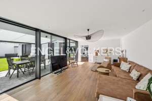Design trifft Zukunft: Kernsanierter Architekten Bungalow mit A+ Energieeffizienz und Traumgarten... – Die vollständige Adresse der Immobilie erhältst du vom Anbieter., 64546 Mörfelden-Walldorf – Vorschaubild 3