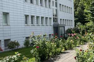  Köln-Weiß, ruhige, rheinnahe 3-Zimmerwohnung, großer Südostbalkon und TG-Stellplatz  – Die vollständige Adresse der Immobilie erhältst du vom Anbieter., 50999 Weiß, Köln – Vorschaubild 5