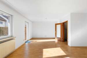 Helles Reihenmittelhaus mit studioähnlicher Dachgeschosswohnung – ideal für Familien! – Die vollständige Adresse der Immobilie erhältst du vom Anbieter., 93055 Ostenviertel, Regensburg – Vorschaubild 13