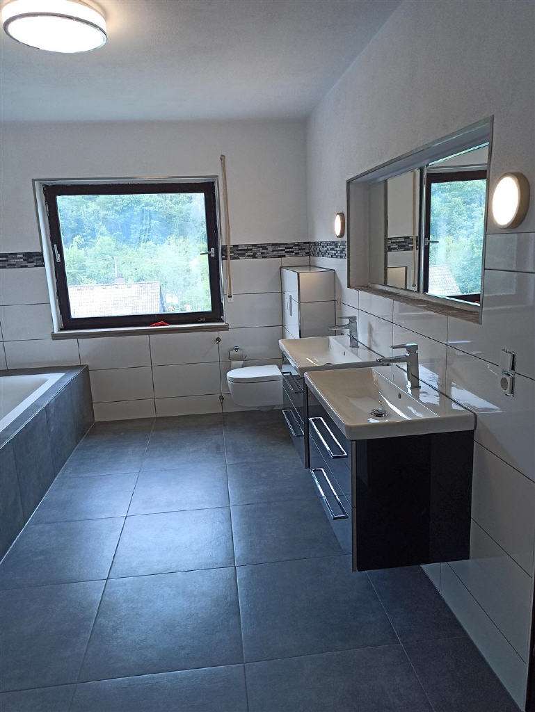 Immobilie in Kirschweiler - Renoviertes und gerade neu vermietetes Einfamilienhaus in Kirschweiler mit großem Wellnessbad  - Bild 6