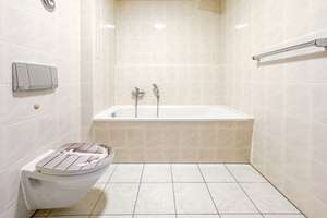 Property thumbnail 9