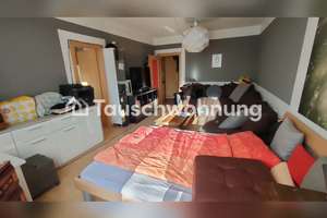 Tauschwohnung: Helle 2-Raum-Wohnung mit sehr großer Küche