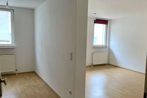 Helle Wohnung mit EBK, zentral und dennoch ruhig – Stifsstr. 10B, 55116 Altstadt, Mainz – Vorschaubild 3