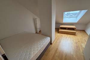 Großzügig geschnittenes, möbliertes 2-Zimmer Appartement zu vermieten – Aachener Str. 23, 50674 Neustadt/Süd, Köln – Vorschaubild 5