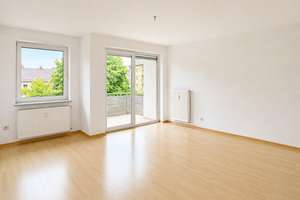 Charmante 3 ZKB - Wohnung mit viel Tageslicht und guter Raumaufteilung. Anfrage bitte per E-Mail!