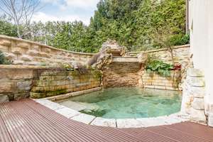 Property thumbnail 12