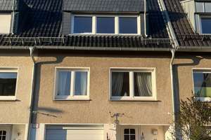 Familienfreundliches Reihenhaus: ruhige Lage ohne Durchgangsverkehr & freier Blick ins Grüne