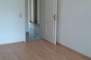 Schöne 3-Raum-Wohnung in ruhiger Lage ab Juli zu besichtigen – Lassallestraße 34, 8058 Nordvorstadt, Zwickau – Vorschaubild 14