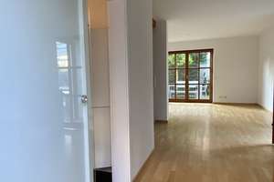 Charmantes, frisch renoviertes   4-Zimmer Eck-Haus in München-Obermenzing – Rathochstraße 9, 81247 Obermenzing, München – Vorschaubild 14