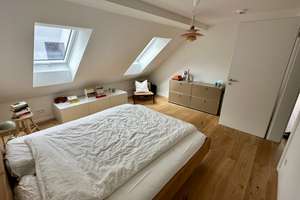 Stilvolle 2,5-Zimmer-Dachgeschosswohnung mit gehobener Innenausstattung mit EBK in Stuttgart – Christophstraße 5, 70178 Rathaus, Stuttgart – Vorschaubild 15