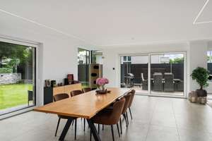Bremen - Vegesack| Einfamilienhaus der Extraklasse – außergewöhnliche Architektur & stilvolle Elegan – Die vollständige Adresse der Immobilie erhältst du vom Anbieter., 28755 Aumund-Hammersbeck, Bremen – Vorschaubild 5