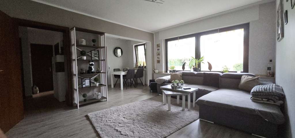 Zweifamilien-DHH in Kerken-Aldekerk mit Garten und 2 Garagen