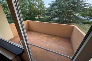 Renovierte 2-Zimmer-Eigentumswohnung mit neuer Küche & großem Süd-Loggia-Balkon – Waldgartenweg 2, 68219 Rheinau, Mannheim – Vorschaubild 5