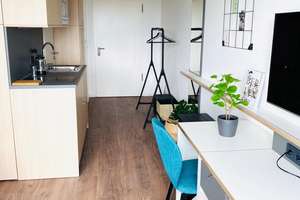 Beautiful new Studio next to Central Station with amazing green views – Lehrter Straße 23 - 25, 10557 Moabit, Berlin – Vorschaubild 2