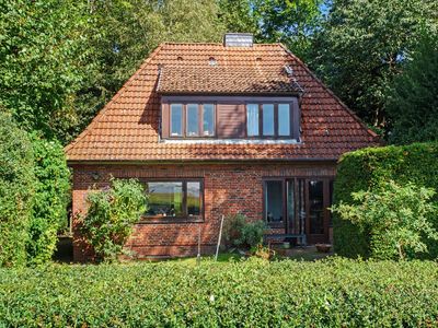 Kleines Einfamilienhaus mit Garage in absolut ruhiger Lage mit direktem Elbblick in Brunsbüttel-Süd