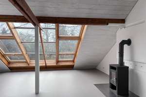 Modernes Penthouse mit 2 Zimmern und Kamin in top Lage  – Marienplatz 10, 52064 Aachen – Vorschaubild 1