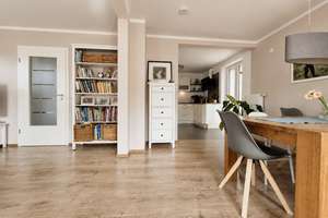 Modernisierte Doppelhaushälfte mit Sonnenterrasse - provisionsfrei – Teutoburger-Wald-Str. 3, 28307 Arbergen, Bremen – Vorschaubild 6