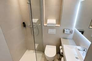Modern möbliertes City-Apartment mit hochwertigem Bad in zentraler Lage in Karlsruhe – Kriegstr. 51, 76133 Innenstadt-West, Karlsruhe – Vorschaubild 4