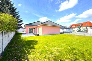 Familienglück pur: Moderner Bungalow mit Garten, Sonnenterrasse und Wärmepumpe (Energieklasse A) – Bachstraße 6b, 6766 Bitterfeld-Wolfen – Vorschaubild 4