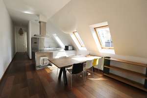 PENTHOUSE MIT GROSSER TERRASSE - AUFZUG & PARKETT - URBANER LIFESTYLE  IM SIMON DACH KIEZ – Simon-Dach-Str. 14, 10245 Friedrichshain, Berlin – Vorschaubild 10
