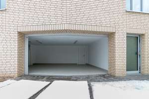 Wohnen an der Saale - Exklusive Stadtvilla mit Terrasse und Garten, Garage – Zum Böllberger Ufer 12, 6128 Gesundbrunnen, Halle (Saale) – Vorschaubild 12