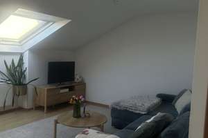 2-Zimmer-Dachgeschosswohnung mit Stellplatz und Gartenmitbenutzung – 72622 Nürtingen – Vorschaubild 1