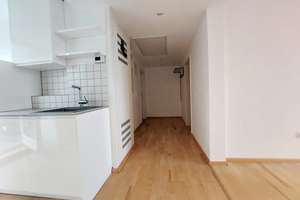 Traumwohnung mitten in der City: super ruhig mit Dachterrasse, Parkett, Aufzug .... – Die vollständige Adresse der Immobilie erhältst du vom Anbieter., 65185 Mitte, Wiesbaden – Vorschaubild 7