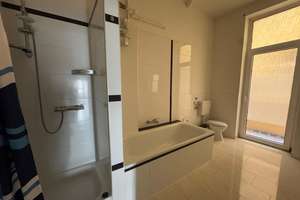 Drei-Zimmer Wohnung mit Einbauküche/ Dusche und Badewanne/ Citylage – Bürgermeister-Smidt-Straße 174, 27568 Mitte, Bremerhaven – Vorschaubild 16