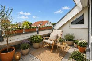 Attrakitves Angebot! Interessante 2,5 Zimmer-Wohnung mit Dachterrasse! – Die vollständige Adresse der Immobilie erhältst du vom Anbieter., 70567 Möhringen-Ost, Stuttgart – Vorschaubild 2