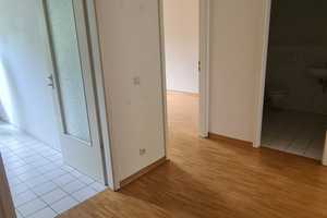 Hell, ruhig, bezugsfertig mit Garten - 2 Zi. München Moosach, Grenze Untermenzing – Bautzener Str. 30, 80997 München – Vorschaubild 9