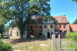 Entkerntes Gutshaus mit Wald als Flächendenkmal – Die vollständige Adresse der Immobilie erhältst du vom Anbieter., 39615 Seehausen (Altmark) – Vorschaubild 2