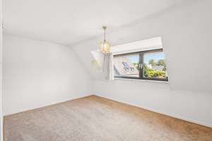 Sanierungschance mit Potenzial – Zweifamilienhaus auf großzügigem Erbpachtgrundstück – Die vollständige Adresse der Immobilie erhältst du vom Anbieter., 41169 Hardt-Mitte, Mönchengladbach – Vorschaubild 19