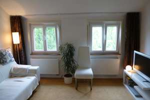 Helle 3-Zimmer DG-Whg in Stg-Weilimdorf – Die vollständige Adresse der Immobilie erhältst du vom Anbieter., 70499 Weilimdorf (Ortsteil), Stuttgart – Vorschaubild 2